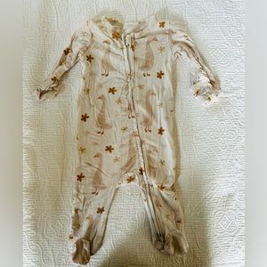 Caden Lane gender neutral goose footed pajamas. Size newborn.